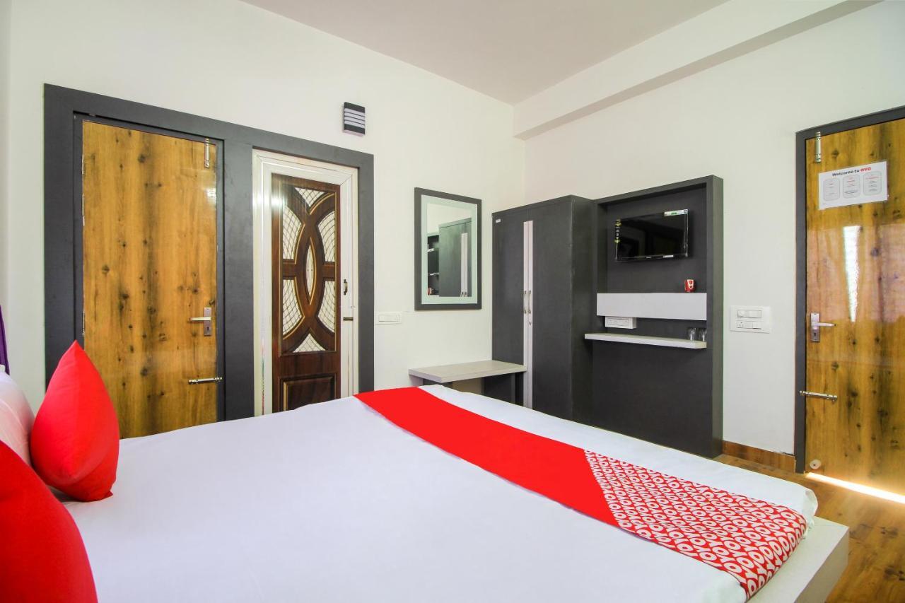 Shaugaon Oyo 69836 Aponjon Resort And Restaurant מראה חיצוני תמונה